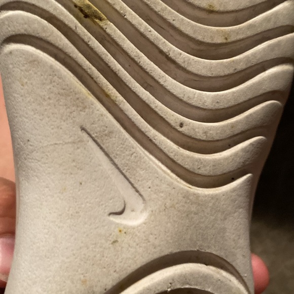 Nike Shoes - Picture 5 of 5